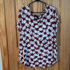 Alfani red and white scoop neckline shirt